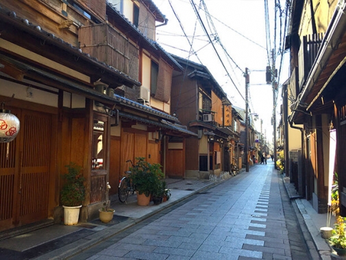 京都】新撰組好きに行ってほしい半日モデルコース：ゆかりの壬生寺の見どころと周辺観光スポットを巡る | monologue note