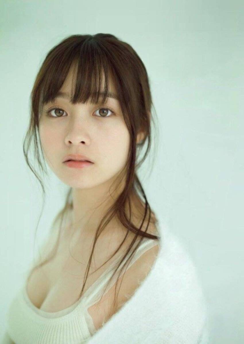 橋本環奈のエロ画像まとめ。写真集のムチムチおっぱい＆濡れ場イキ顔 | 芸能人のエロ画像