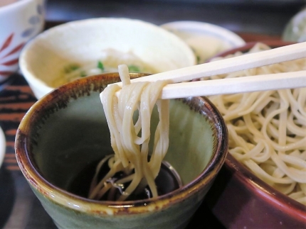 つれづれ蕎麦 神立 「蕎麦源」 地元の人気店で「カツ丼セット」に「カレー丼セット」