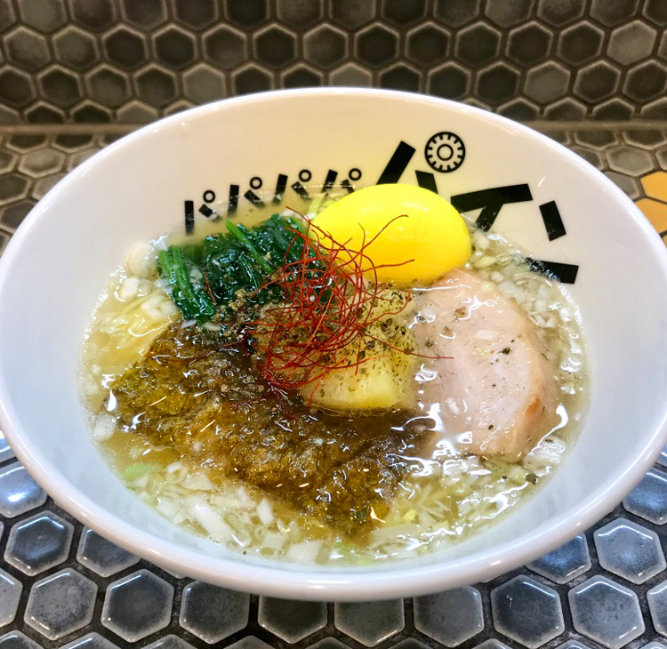 あなたの街のマンガ飯 | ラーメンにパイナップル！驚きのラーメンを提供している「パパパパパイン」 |