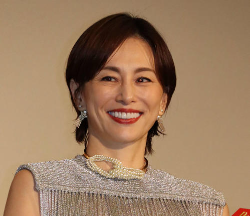 米倉涼子「私も人から誇りに思ってもらえるような人に」劇場版ドクターＸ初日舞台あいさつ - 芸能 :