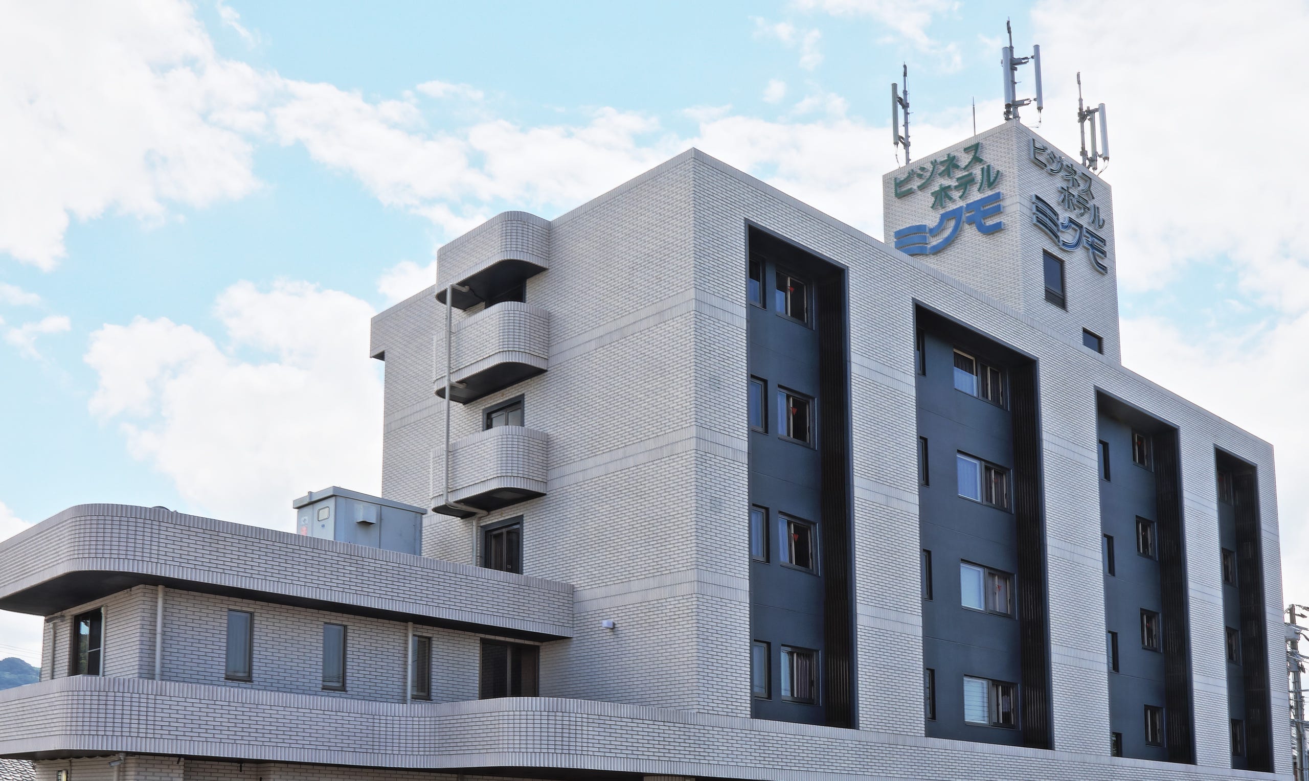 三雲駅周辺のホテル・旅館 料金比較・宿泊予約 - 12社から最安値検索【価格.com】