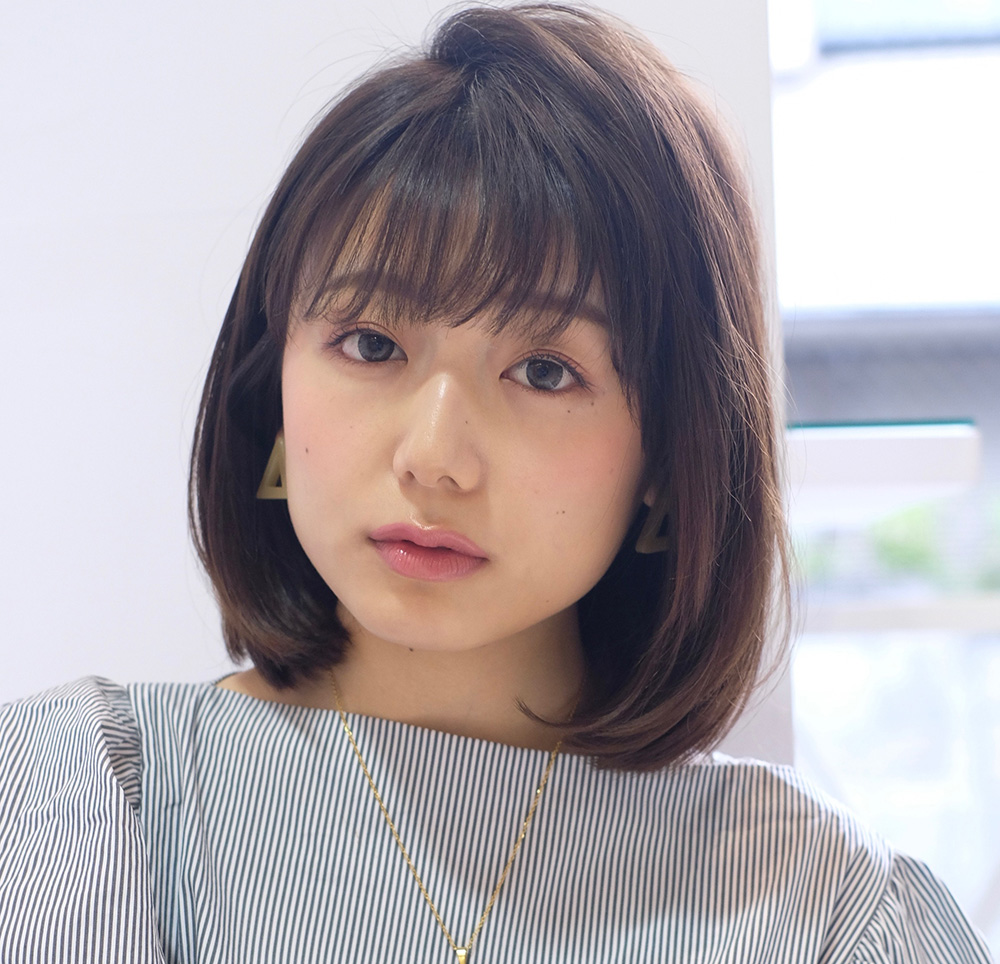 清楚な美女