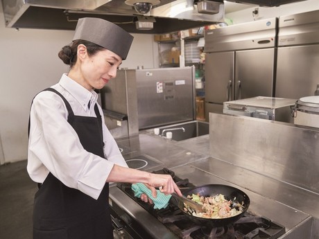 二条市場 大磯（海鮮丼・海鮮料理）の求人情報 求人飲食店ドットコム