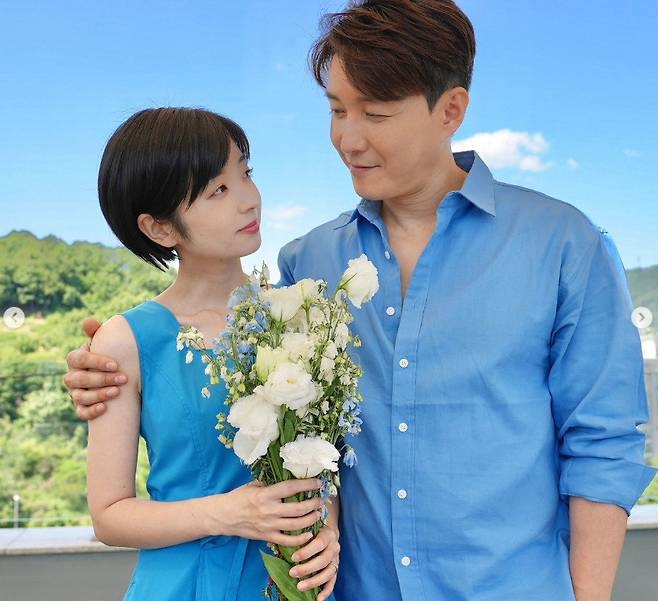 フォト】シム・ヒョンタク、『朝鮮のサランクン』で「将来の花嫁」ヒライ・サヤさんを初公開-Chosun Online 朝鮮日報