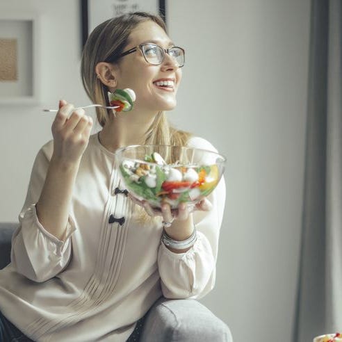 女性だけでなく男性も悩む、すそわきが（スソガ）とはどんな匂い？セルフチェックポイントや治療・改善方法を紹介！！ |  大阪のツツイ美容外科・美容皮膚科（心斎橋）