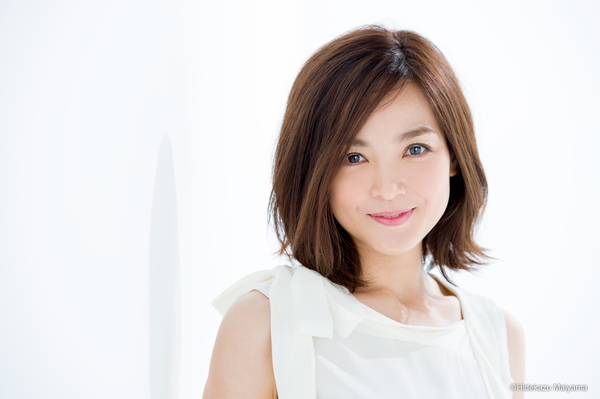 写真](4ページ目)『ちゅらさん』で社会現象、向井理との結婚…国仲涼子「45歳とは思えない」美の秘訣とは《『南くんが恋人!?』出演で話題に》 |  文春オンライン