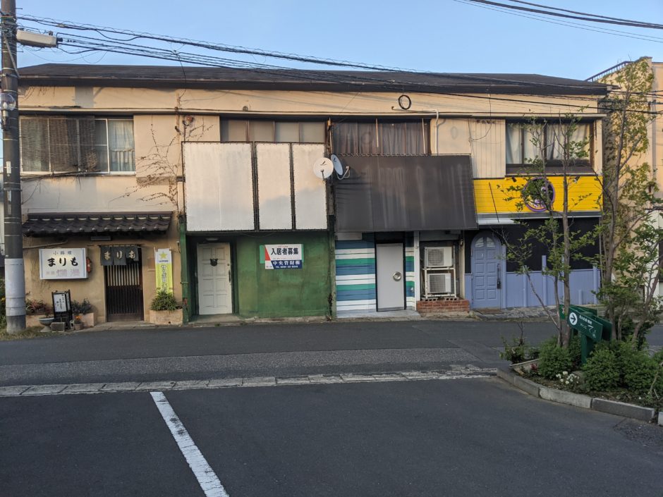 常陸多賀（駅前の風俗街）スナックや風俗店が散在するエリア。 – 古今東西舎