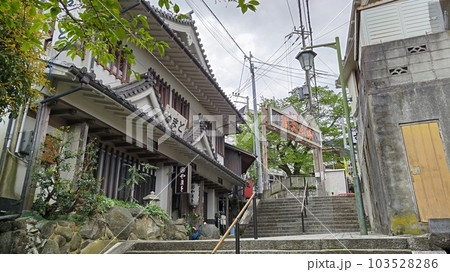 「宝山寺新地」天空の桃源郷