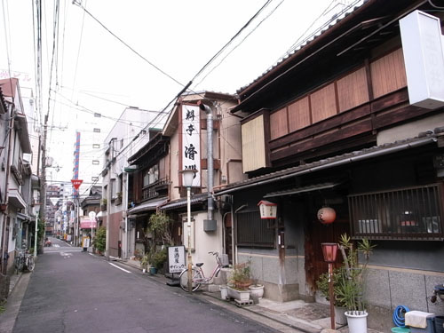 今里新地十年史 / 杉本梁江堂 /