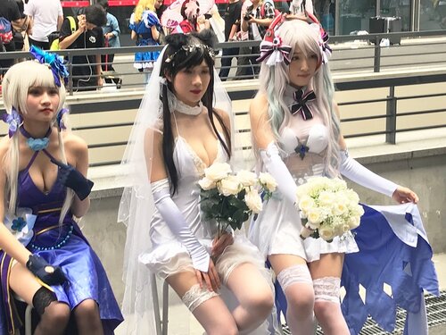 イベント会場で思わず二度見してしまう！？ エロいコスプレ Vol.2