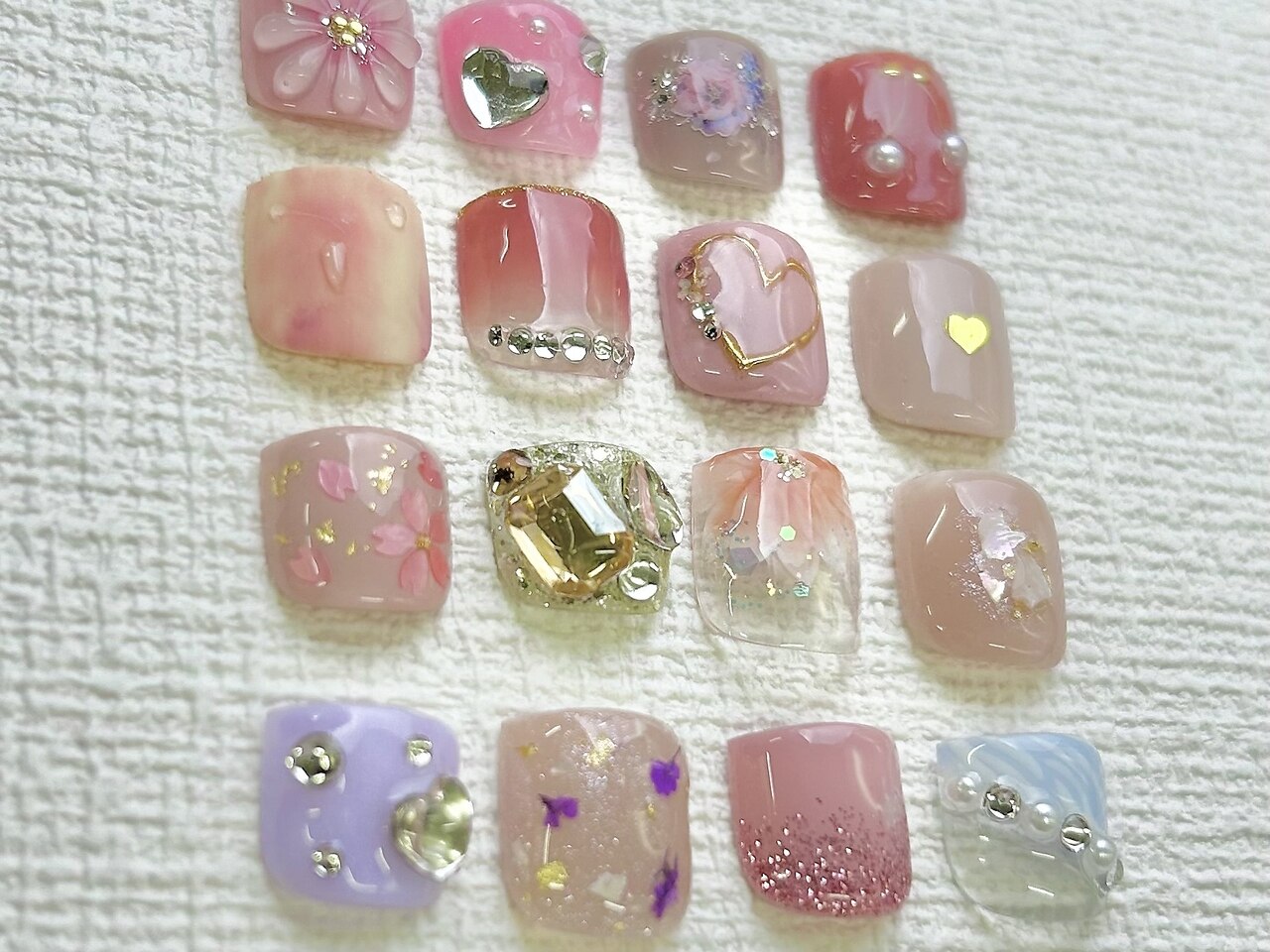 NICE NAIL近鉄ぷらっと布施店】ジェルネイル2,990円～《パラジェル取扱店》