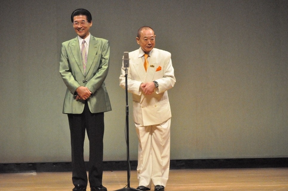 新山ノリロー・トリロー資料一括(漫才コンビ。新山トリロー(本名・横沢栄司)旧蔵) / 古本、中古本、古書籍の通販は「日本の古本屋」 / 日本の古本屋