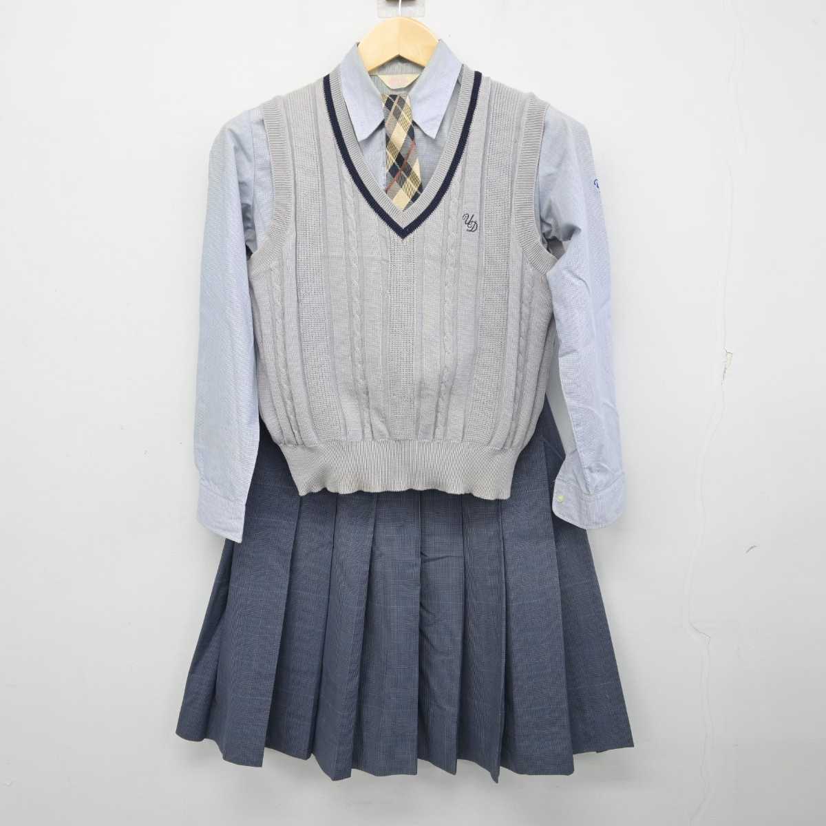 【中古】岐阜県 鶯谷中学高等学校 女子制服 1点（体操服 上）sf037288