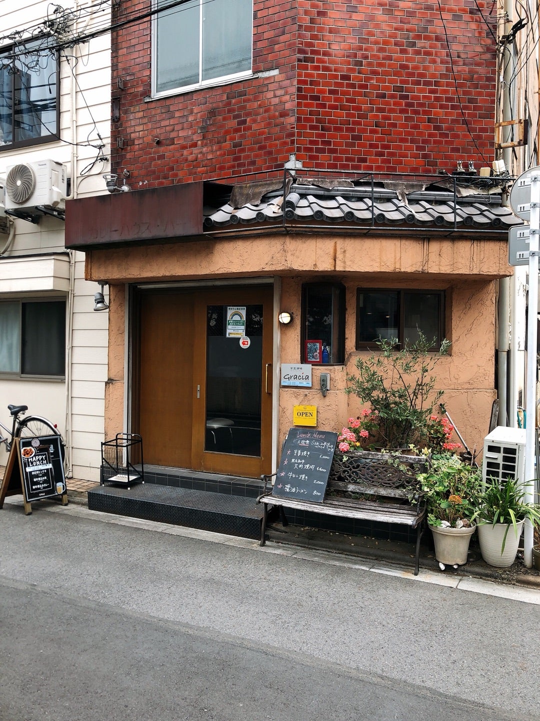 博多ラーメン なみへい』ここまで完成された本場豚骨ラーメンを三重・四日市で食べられるなんて、、、。大行列でも食べに行きたいラーメン！