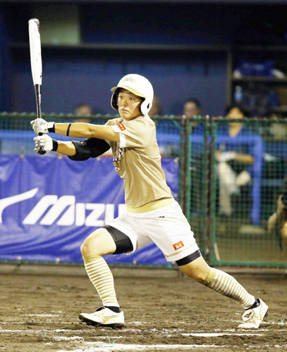 高校野球“チアの盗撮”に本音「ノースリーブとミニスカートに憧れたけど…」現地記者が聞いた「半袖が安心」「先生が応援席をパトロール」悩む現場―2024年上半期読まれた記事(Number  Web) -