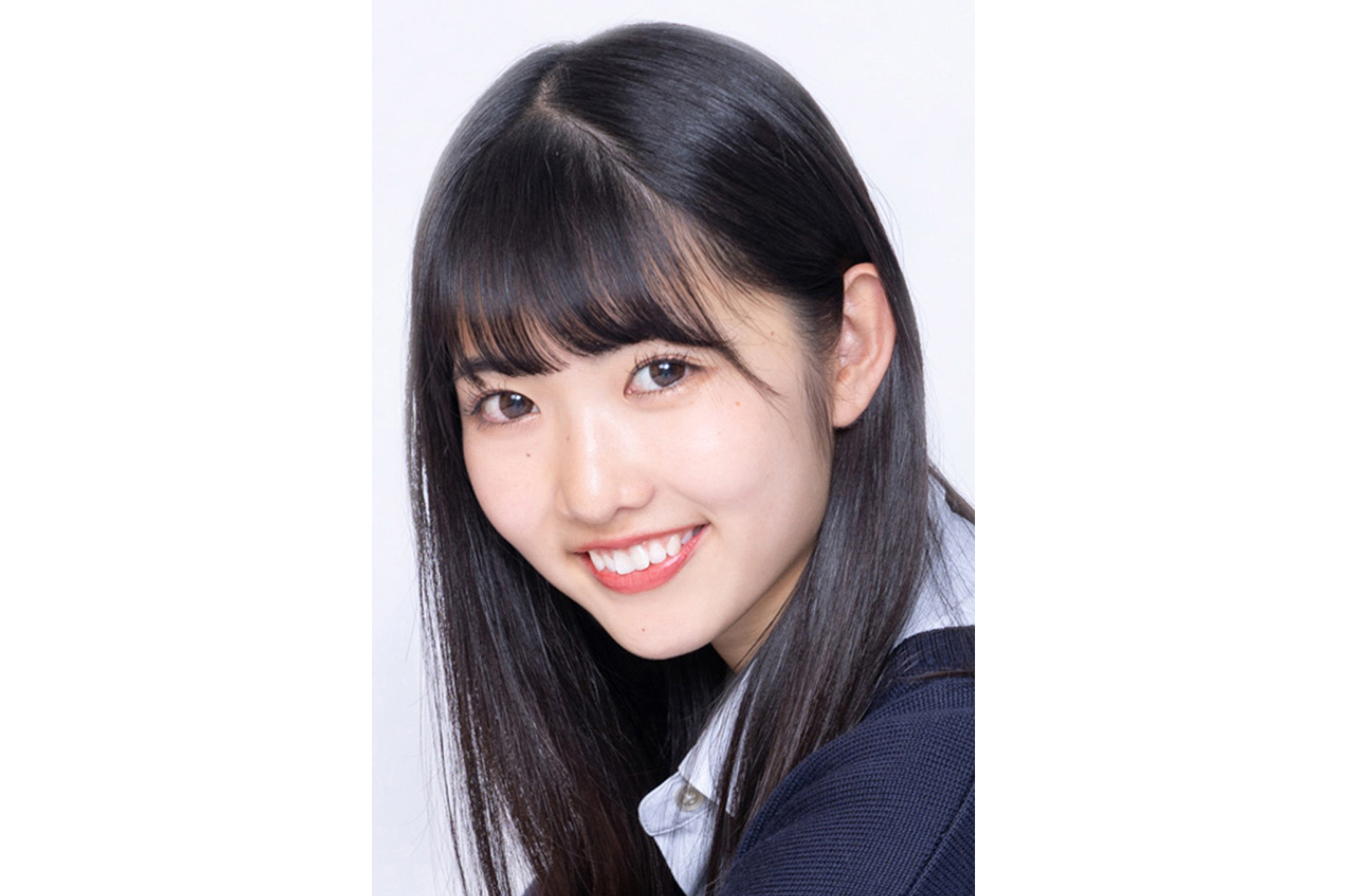 日向坂46・佐々木美玲、ハンバーガー頬張るキュートなカット「全部ペロっと食べちゃいました！」（クランクイン!）｜ｄメニューニュース（NTTドコモ）