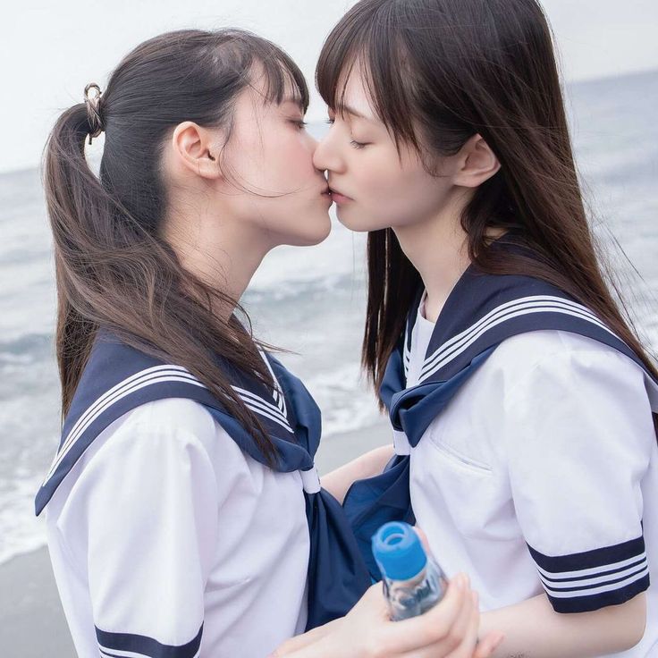 激しい、激しすぎる ディープキス | 写真で一言ボケて(bokete)