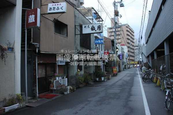 松山市】「伊予鉄道土橋駅」の裏にひっそり残る昭和の赤線地帯を見る - 新日本DEEP案内