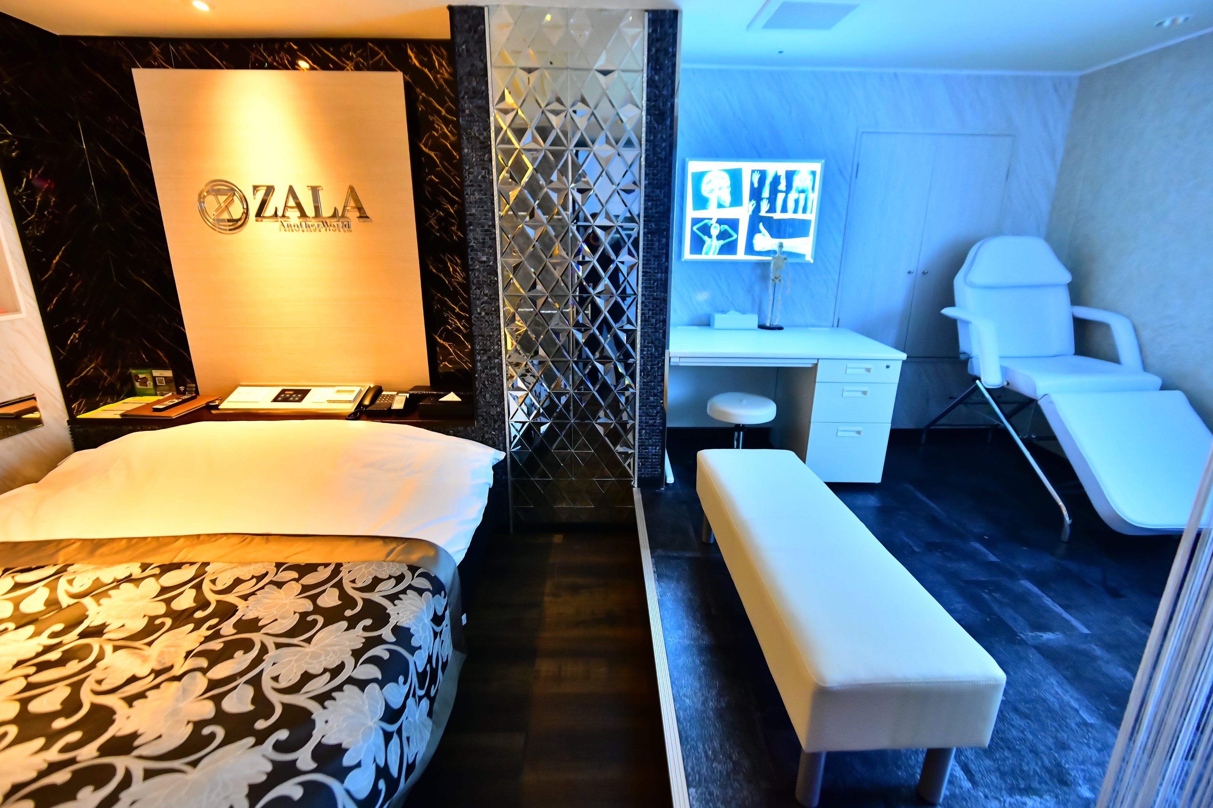 Hotel ZALA ➜